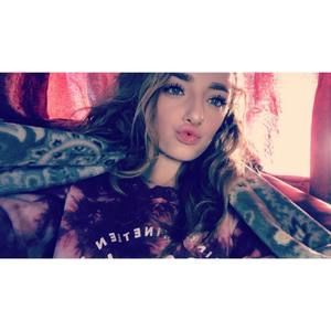 Meet your Posher, Reanna